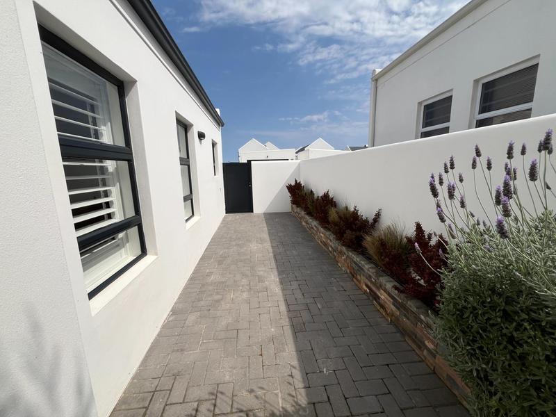 3 Bedroom Property for Sale in Dwarskersbos Western Cape